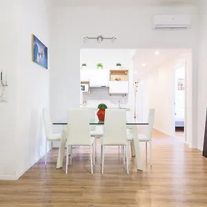 Hemeras Boutique Homes Exclusive 4bdr Close To Duomo Milano